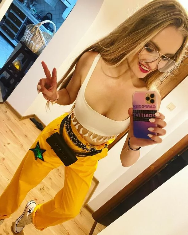 HOT! Wokalistka disco polo grupy Energy Girls zachwyca swoją figurą! To najlepsze ciało w branży muzyki tanecznej?