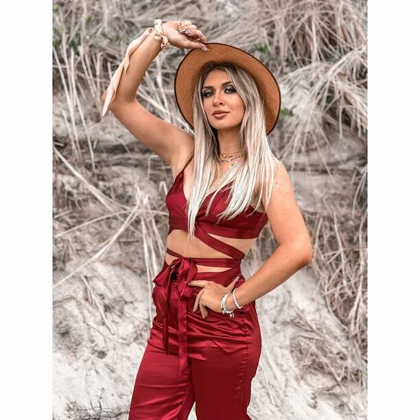 Znana wokalistka w ponętnym stroju na plaży! Tak Małgorzata Główka przypomina o nadchodzącej premierze nowości „Poczuj bicie serca„