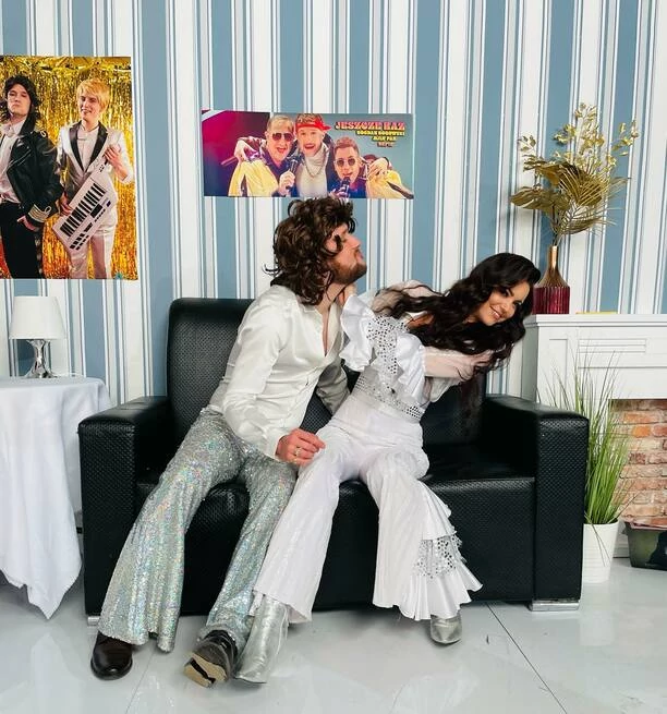 Topky, Defis oraz MiłyPan! To trio przejdzie do historii muzyki disco polo! Zobaczcie jak będzie wyglądał teledysk pt. ”Jeden taniec Jedna noc”