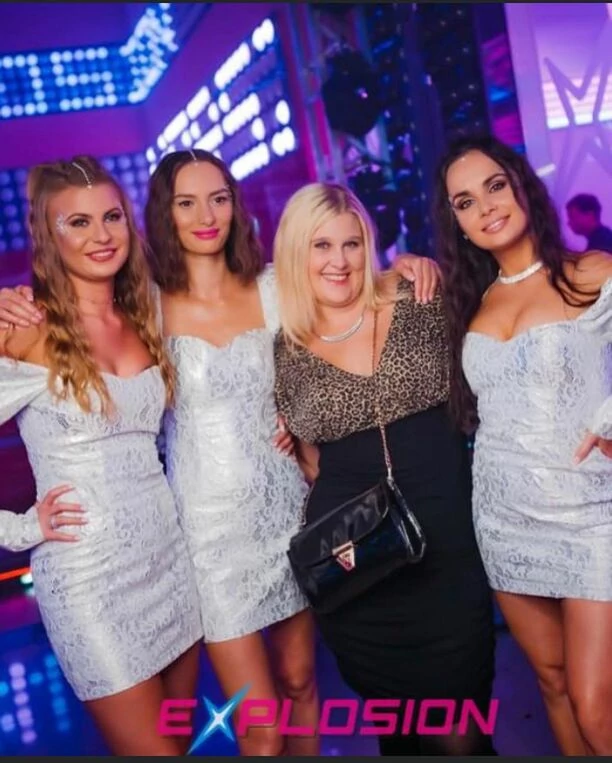 Śliczne wokalistki girlsbandu Szpilki zachwycają gorącą stylizacją! Gwiazdy disco polo wyglądają jak modelki! 