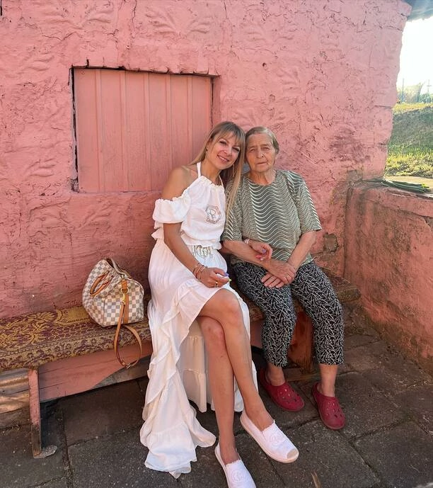 Magdalena Narożna odwiedziła babcię! Zobaczcie jak kobiety sa podobne do siebie