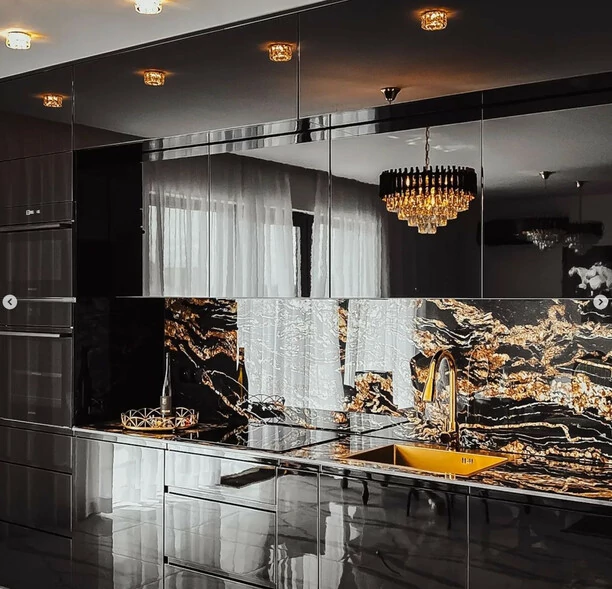 Znany wokalista disco polo otworzył własny hotel w samym centrum Mazur! To idealne miejsce na wypoczynek.