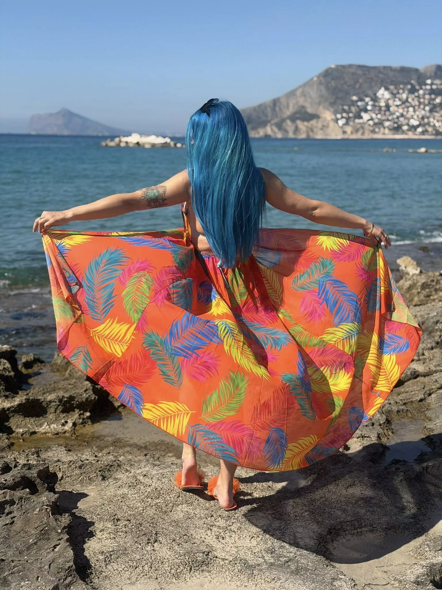 Gorące kadry AGBE z planu klipu! Wokalistka szykuje premierę „Z Tobą lato”