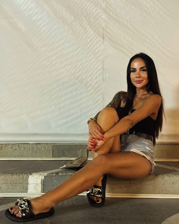 Klaudia Zielińska zachwyca ciałem na Krecie! Gorące zdjęcia z wakacji w Mália rozpalają wyobraźnię fanów