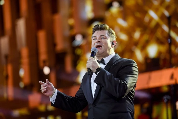 To było coś nieziemskiego! Zenon Martyniuk Akcent na ustach wszystkich Polaków! | VIDEO