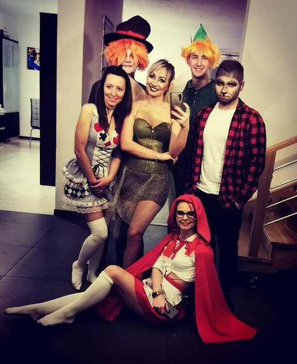 Córka Sławomira Świerzyńskiego - Bayer Full przyłapana na ostatkowej imprezie! Piękna gwiazda disco polo żegna karnawał w wielkim stylu! 