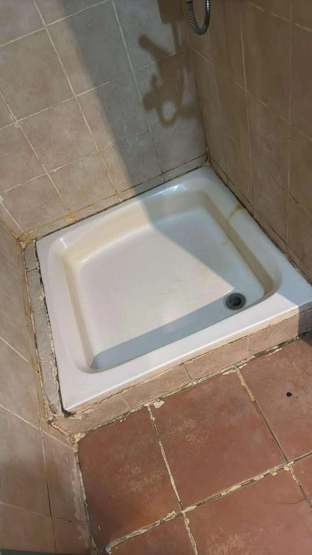 Tragiczne warunki gwiazdy disco polo! Uwaga obrzydliwe zdjęcia!