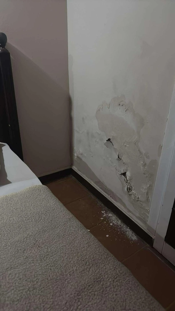 Tragiczne warunki gwiazdy disco polo! Uwaga obrzydliwe zdjęcia!