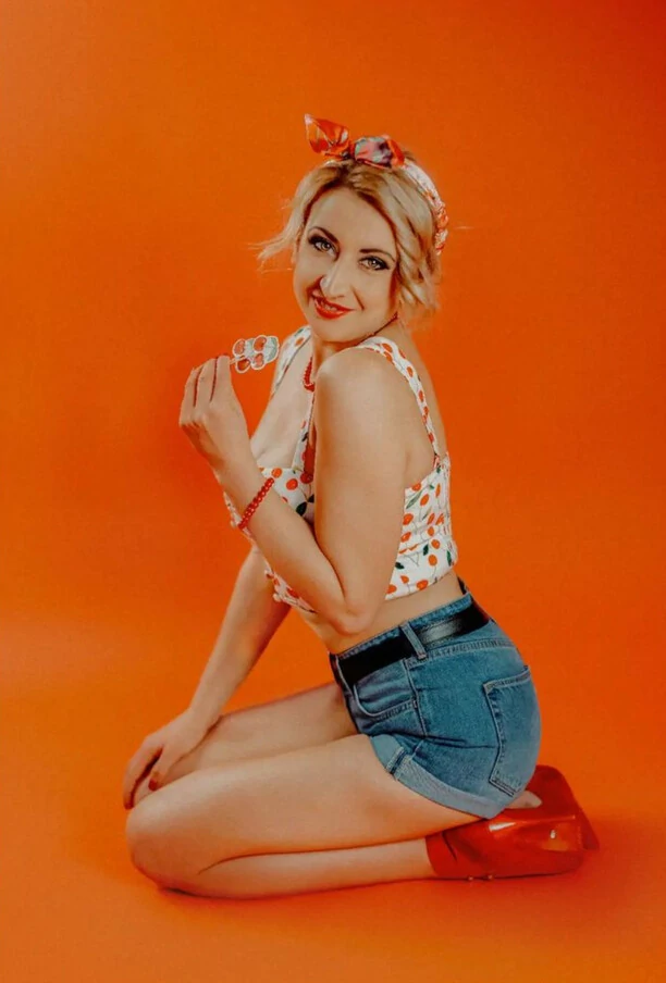 Gorąca sesja znanej wokalistki disco polo! Gwiazda stanęła przed obiektywem wyjątkowej fotografki! 