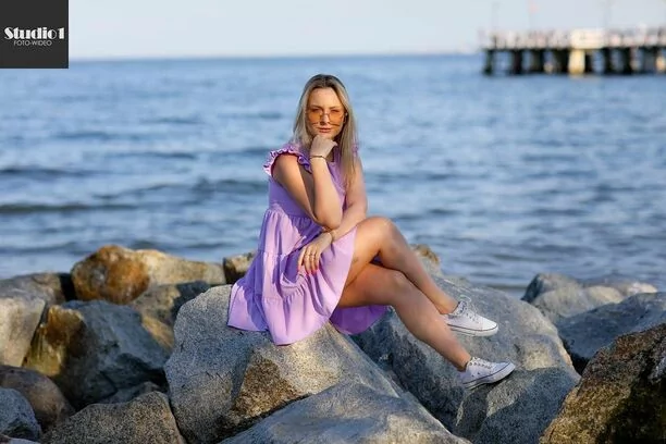 Co za bikini! Śliczna wokalistka disco polo relaksuje się na plaży! Gwiazda rozpoczęła urlop! 