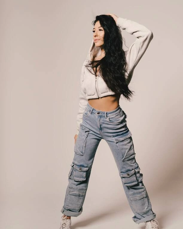 Sylwia Kossakowska olśniewa! Internauci nie mogą oderwać wzroku od nowych zdjęć