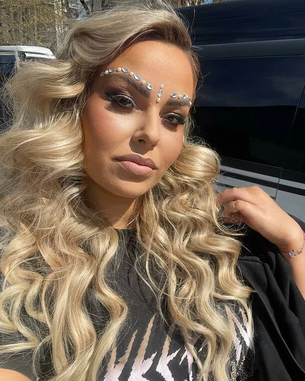 Paula Karpowicz z duetu Topky dokonała zmian w swoim wyglądzie! Fani: Najpiękniejsza!