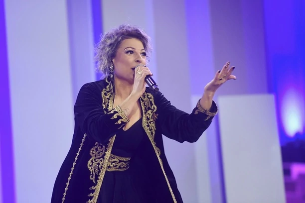 Magdalena Narożna Piękni i Młodzi najlepiej ubraną artystką podczas Sylwestra Marzeń w Zakopanem? ZDJĘCIA