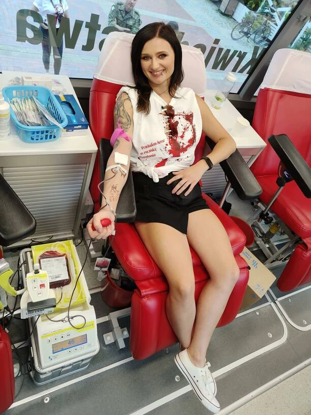 Dziewczyny z Energy Girls wsparły Powstanie Warszawskie oddając krew! Postawa godna naśladowania!