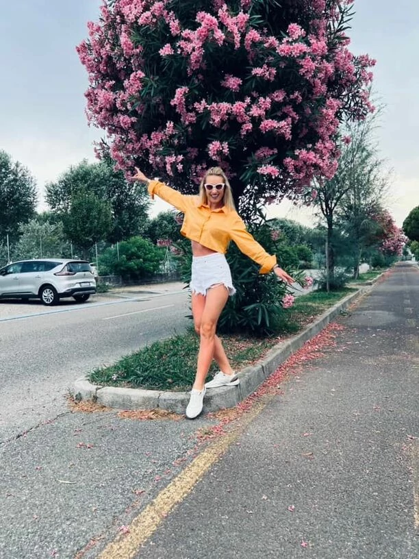 Znana wokalistka disco polo przemierza świat kamperem! Artystka wybrała się na wakacje marzeń! Wiemy gdzie była! 