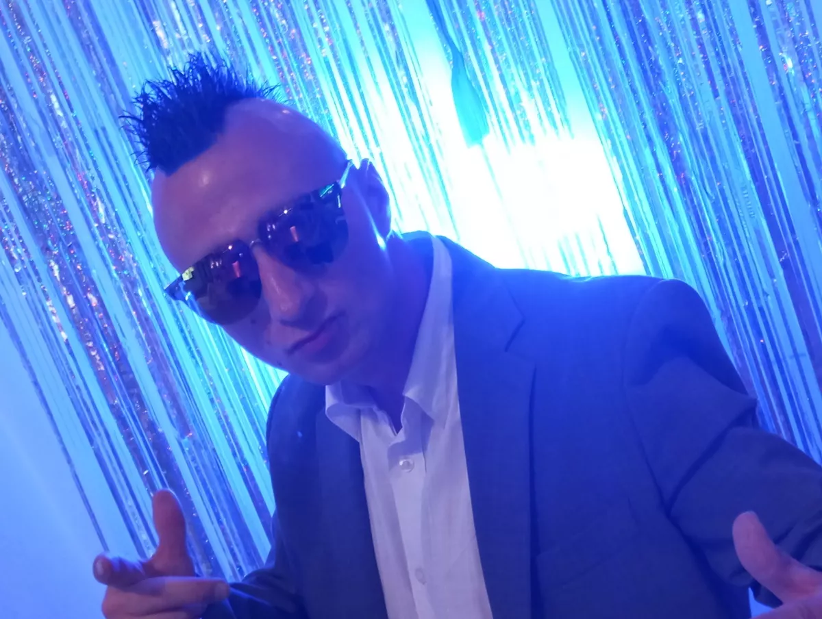 Boy Flash powraca z nowością! Teledysk do „Szalona noc„ już wkrótce!

