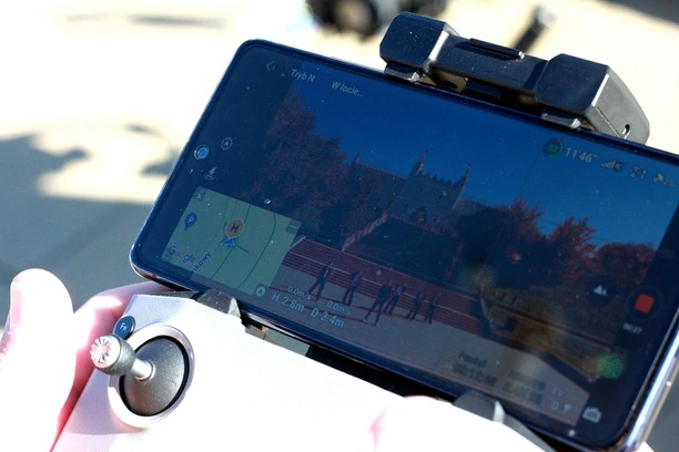 To będzie przebój roku?! Rajmund zaskakuje kolejną produkcją! Tajemnicza miłość skradnie serca Polaków?! 

