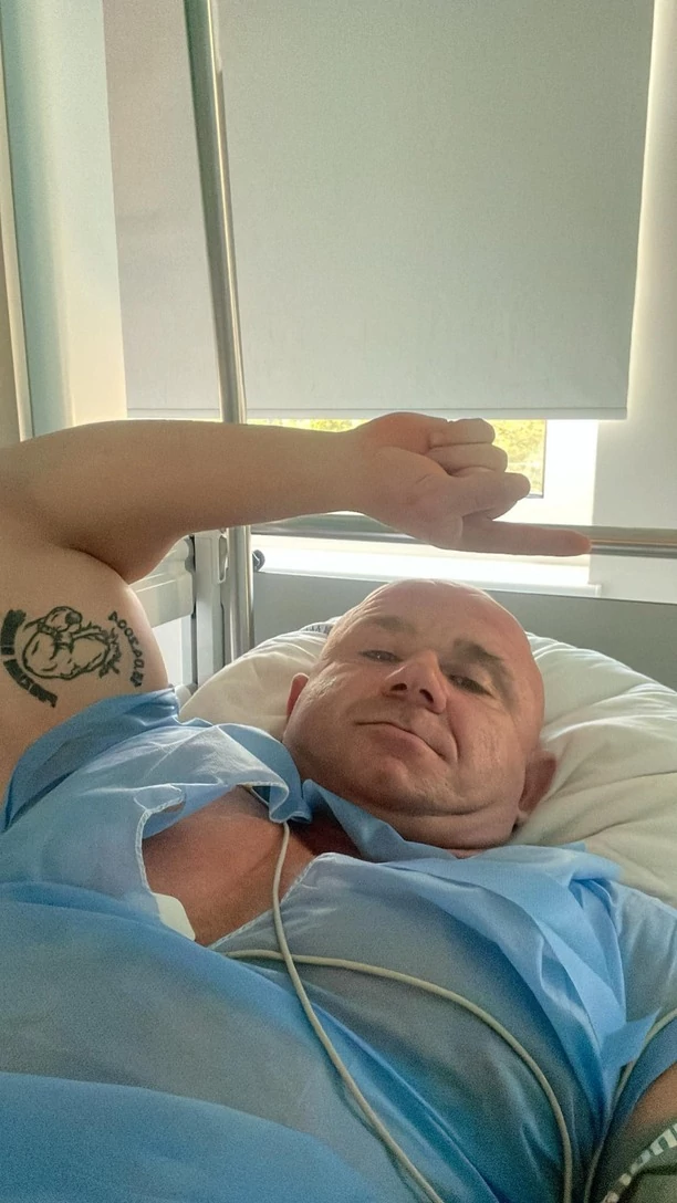 Koszmar Krystiana Pudzianowskiego. Artysta przeszedł operację! Co ze zdrowiem gwiazdy disco polo?!