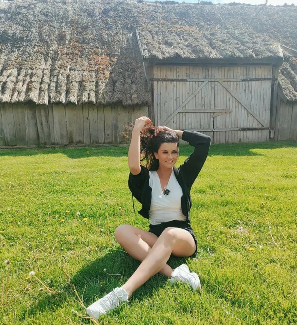 Znana wokalistka disco polo pokazała najzgrabniejsze nogi w branży?! Fani nie mają żadnych wątpliwości!