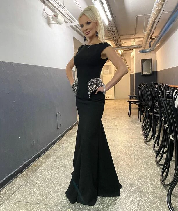 Wokalistka disco polo przekroczyła pewną granicę?! Takiej Elwiry Mejk jeszcze nie widzieliście! Spektakularna kreacja wywołała aktywność fanów.