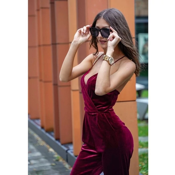 Gwiazda znana ze świata disco polo w gorącym wydaniu! Artystka odsłoniła piękne ciało!