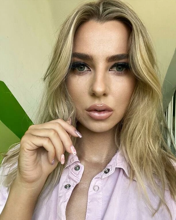 Co za piękność Daniela Martyniuka! Przyszła synowa Zenka Martyniuka zachwyca urodą! | ZDJĘCIA