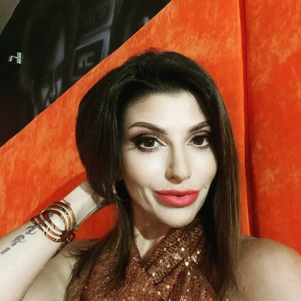 Piękna Kasia Grabowska z Top Girls skrywa tajemnicę! Gwiazda disco polo wygadała się w sieci! 