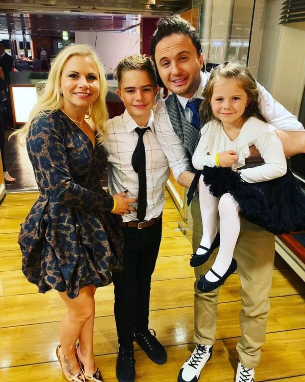 Zjawiskowa Julia Pegza: Zobacz, jak wygląda piękna żona, lidera znanej grupy disco polo After Party, Patryka Pegzy!
