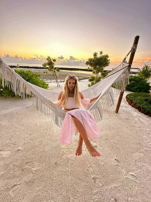 Mamy hot zdjęcia! Podróż poślubna gwiazdy disco polo! Paula Karpowicz-Zimecka i Grzegorz Zimecki na Malediwach 