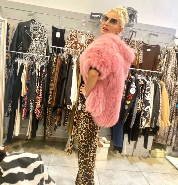 Obłędna metamorfoza znanej wokalistki disco polo! Elwira Mejk już tak nie wygląda! Zobaczcie, co zrobiła z włosami!