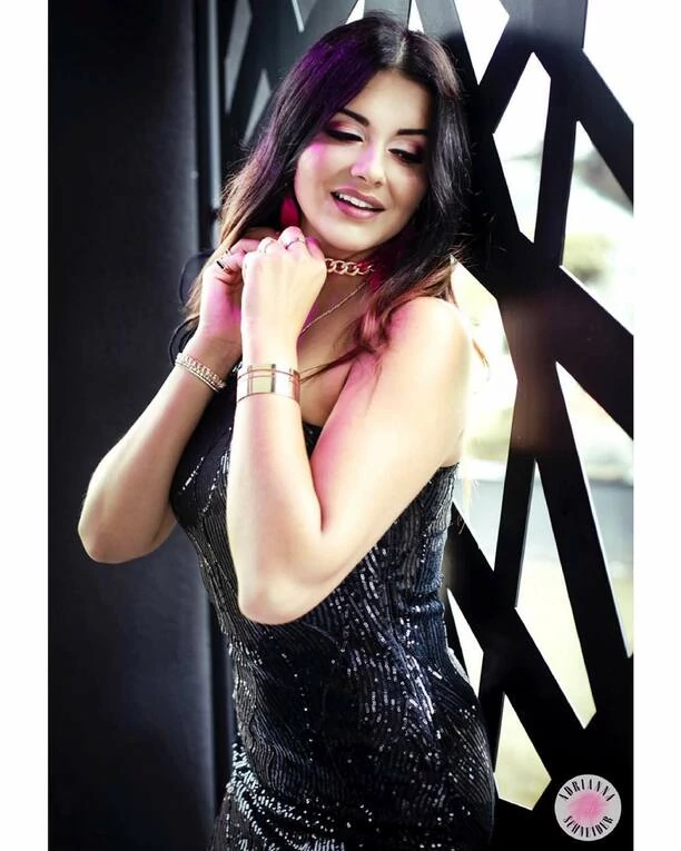 Bogini Piękna?! Popularna wokalistka disco polo pokazała ciało! Reakcje fanów mówią wszystko! To ciało jest mega HOT?