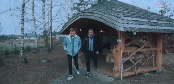 Jak mieszka Jorrgus? Sposób na oszczędność?! Gwiazdor disco polo mieszka w ekologicznym domu! Wszystkim steruje za pomocą  aplikacji! 