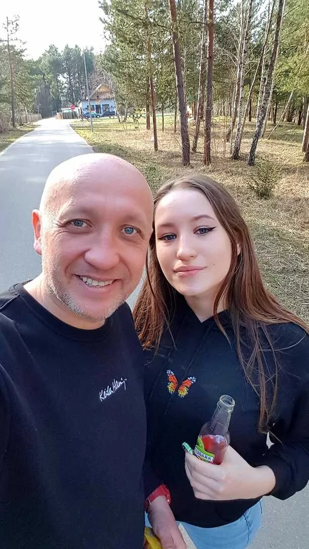 Znany gwiazdor disco polo pokazał swoją córkę! To już duża, piękna dziewczyna!