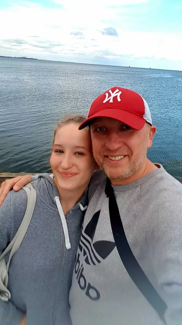 Znany gwiazdor disco polo pokazał swoją córkę! To już duża, piękna dziewczyna!