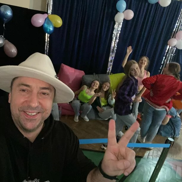 Inspekcja lidera grupy Boys w szkole disco polo! Marcin Miller szczerze o jakości muzyki disco! 