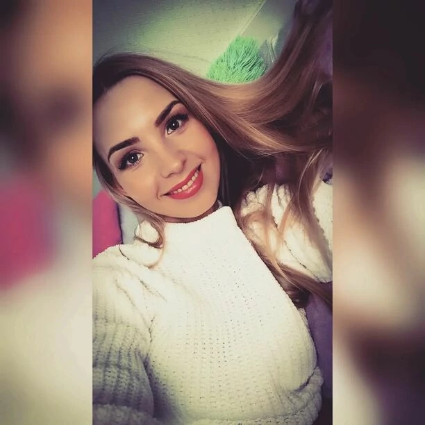 Zjawiskowa Natalia Siemieniecka Top Girls promienieje ”Wyglądasz jak z obrazka” - dodają fani disco polo! [Zdjecia]