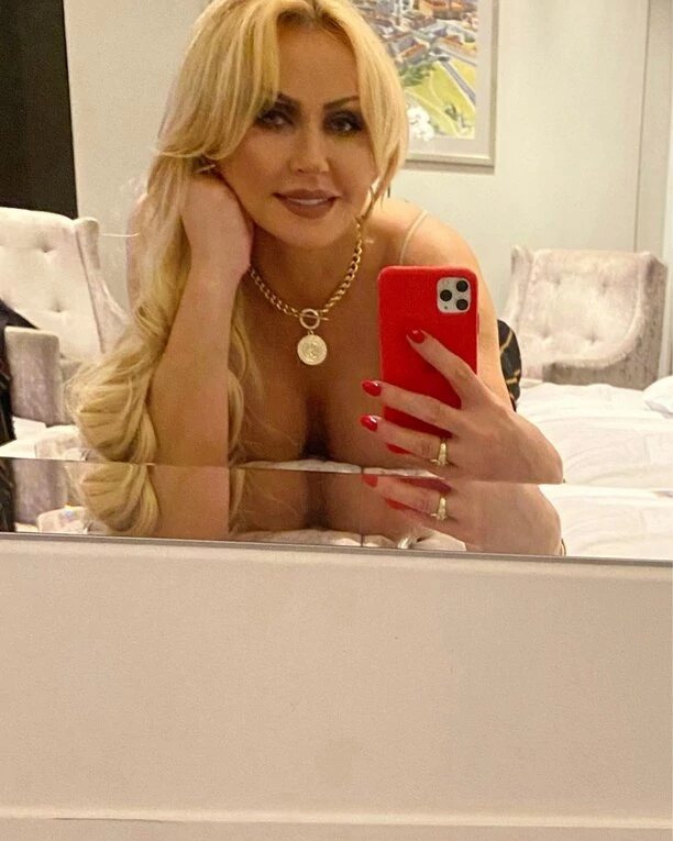 Nie uwierzysz, jak Teresa Werner rozbiera się na najnowszych zdjęciach! Fani w szoku po ponętnych zdjęciach wokalistki