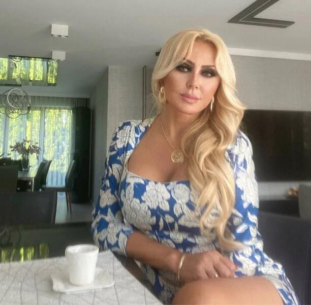 Nie uwierzysz, jak Teresa Werner rozbiera się na najnowszych zdjęciach! Fani w szoku po ponętnych zdjęciach wokalistki