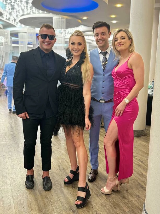 Żona Dawida Narożnego skradła show na weselu Krzysztofa Rutkowskiego! Przyćmiła tym strojem Panne Młodą?! 