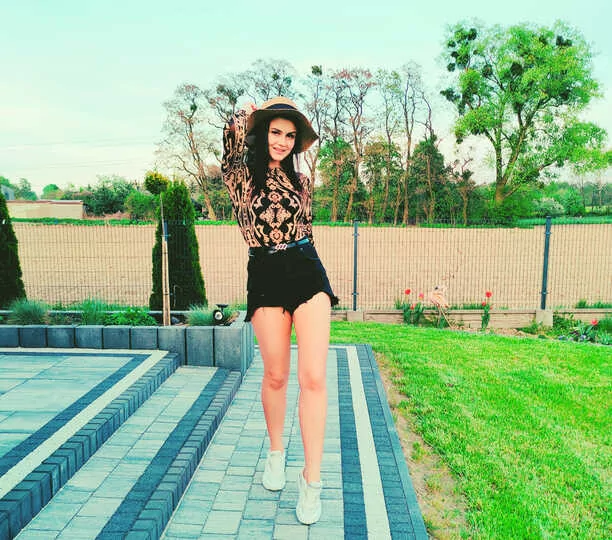 Ponętna gwiazda disco polo czaruje swoim ciałem! Gwiazda zdradziła fanom skrywany sekret! 