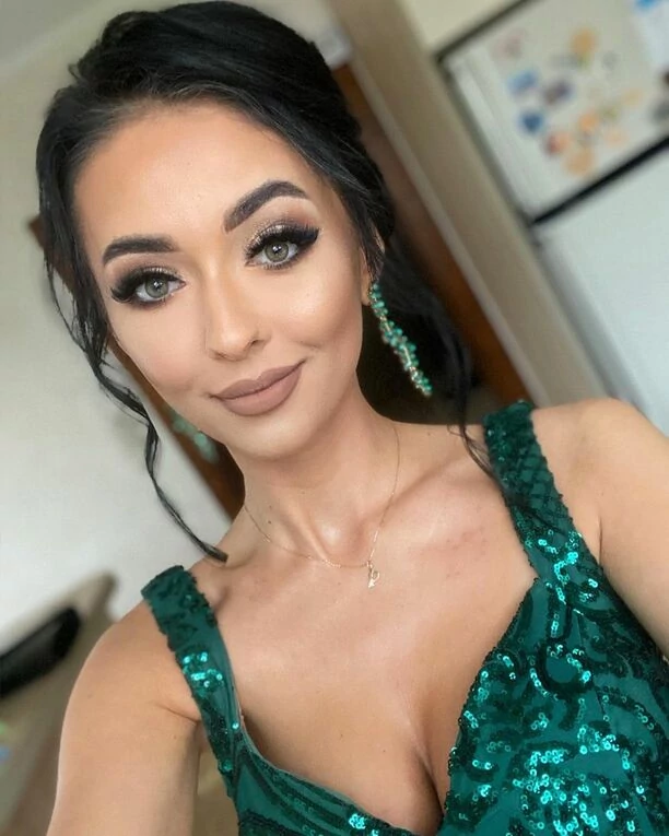 Nieziemska gwiazda disco polo kusi ponętnym biustem! Gorący widok rozpalił zmysły fanów!