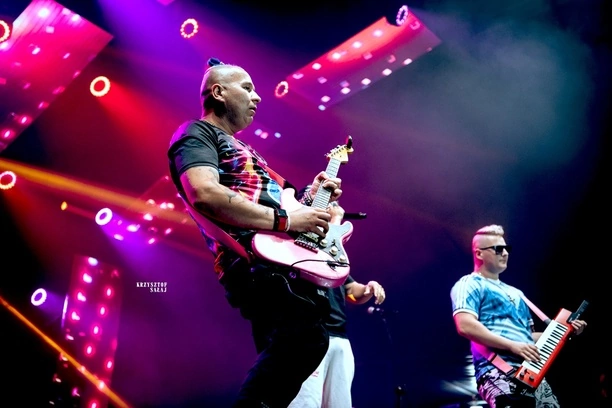 Disco Ostróda 2024: Wielkie emocje i gwiazdy disco polo na jednej scenie! Fotorelacja DZIEŃ PIERWSZY | ZDJĘCIA