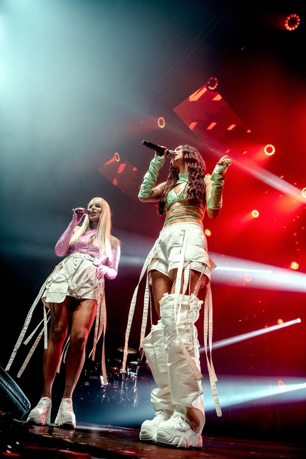 Disco Ostróda 2024: Wielkie emocje i gwiazdy disco polo na jednej scenie! Fotorelacja DZIEŃ PIERWSZY | ZDJĘCIA