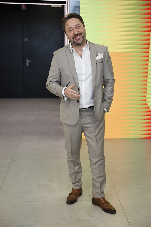 Plik Marcin-Miller-na-ramowce-Polsatu-1.jpg