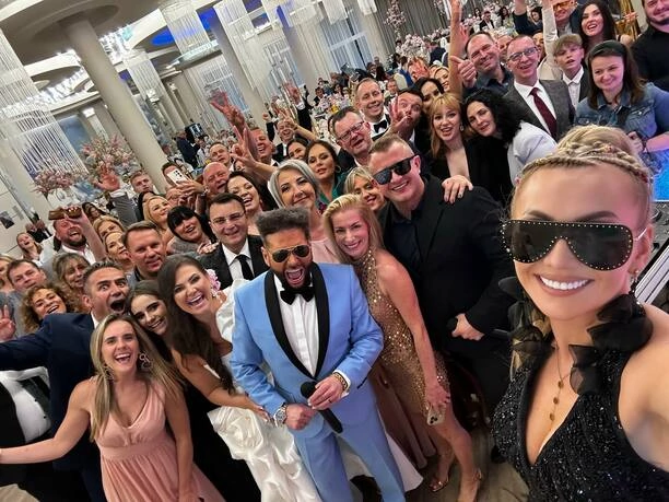 Ślub za ponad milion złotych! Joanna i Dawid Narożni błyszczą na ślubie Krzysztofa i Mai Rutkowskich! 