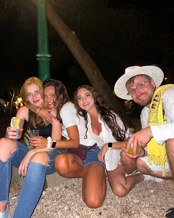 Angelika Żmijewska Topky korzysta z życia! Gwiazda planuje już kolejne wakacje i zachęca do podróży innych! Oferuje specjalną zniżkę! 