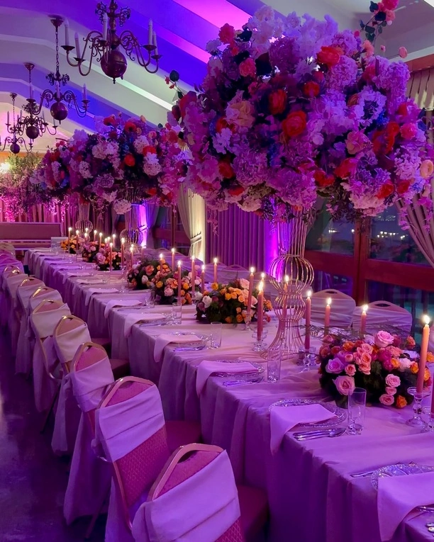 Tak świętowała Paula Karpowicz-Zimecka 30. urodziny! ! Barokowy bal w stylu „Bridgertonów” zachwycił wszystkich! | FOTO
