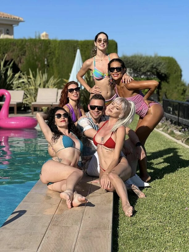 Grupa Masters z niesamowitym teledyskiem prosto z Costa Del Sol! Nie zabraknie pięknych kobiet! 