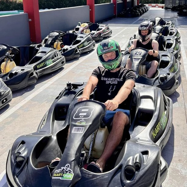 Grupa Masters z niesamowitym teledyskiem prosto z Costa Del Sol! Nie zabraknie pięknych kobiet! 