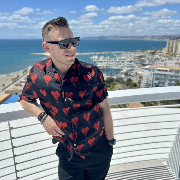 Grupa Masters z niesamowitym teledyskiem prosto z Costa Del Sol! Nie zabraknie pięknych kobiet! 